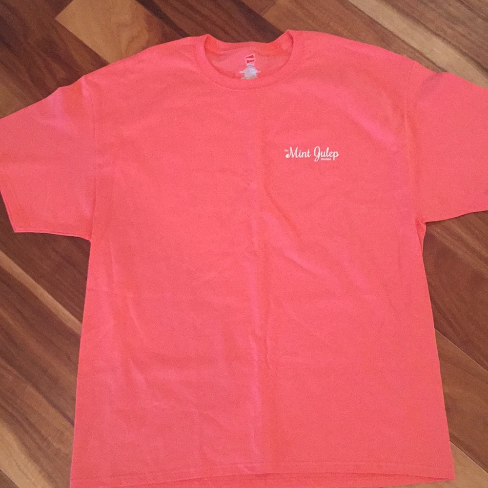 Ladies mint julep store tee